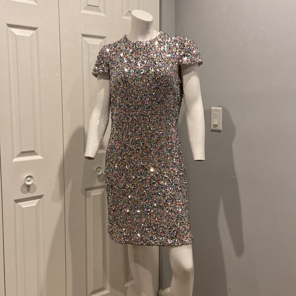NWOT Ieena for Mac Duggal sequin shift dress - Picture 2 of 10